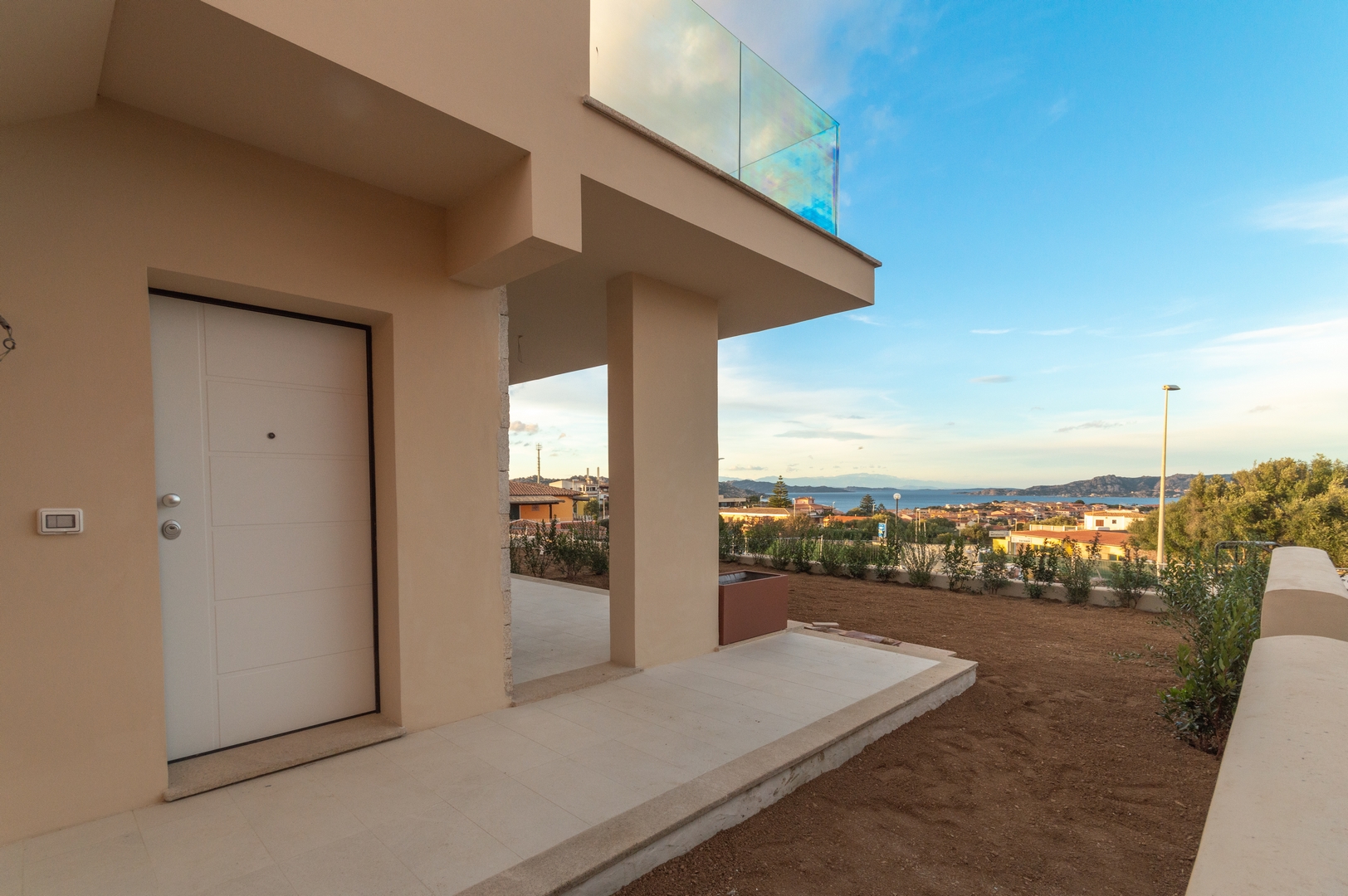 Entrance of the garden apartment with view of the bay