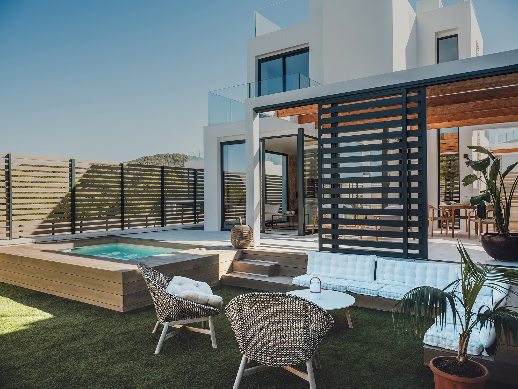 Villa Tarida nieuwbouwvilla in Cala Tarida, Ibiza, Spanje