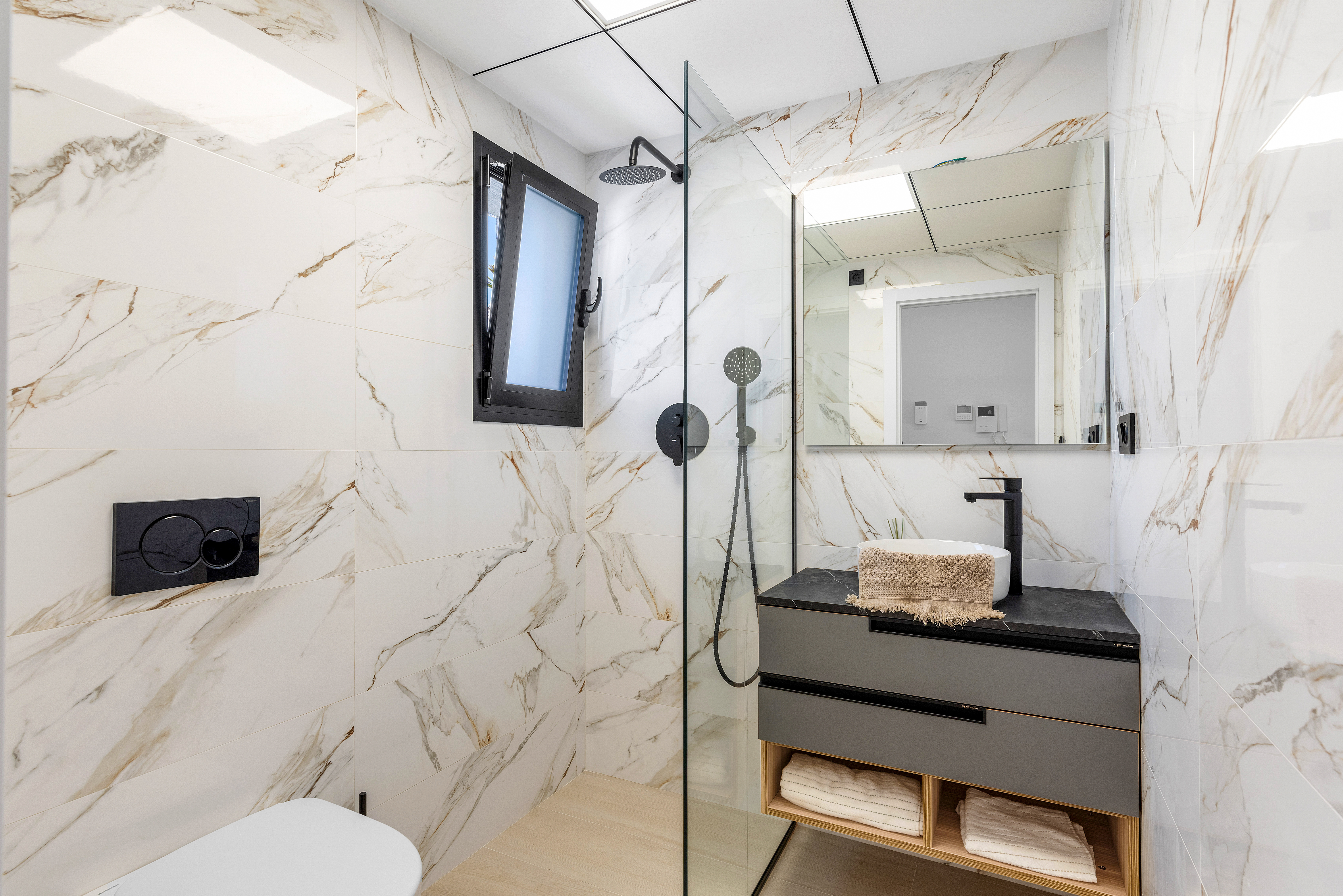 Show home - bathroom