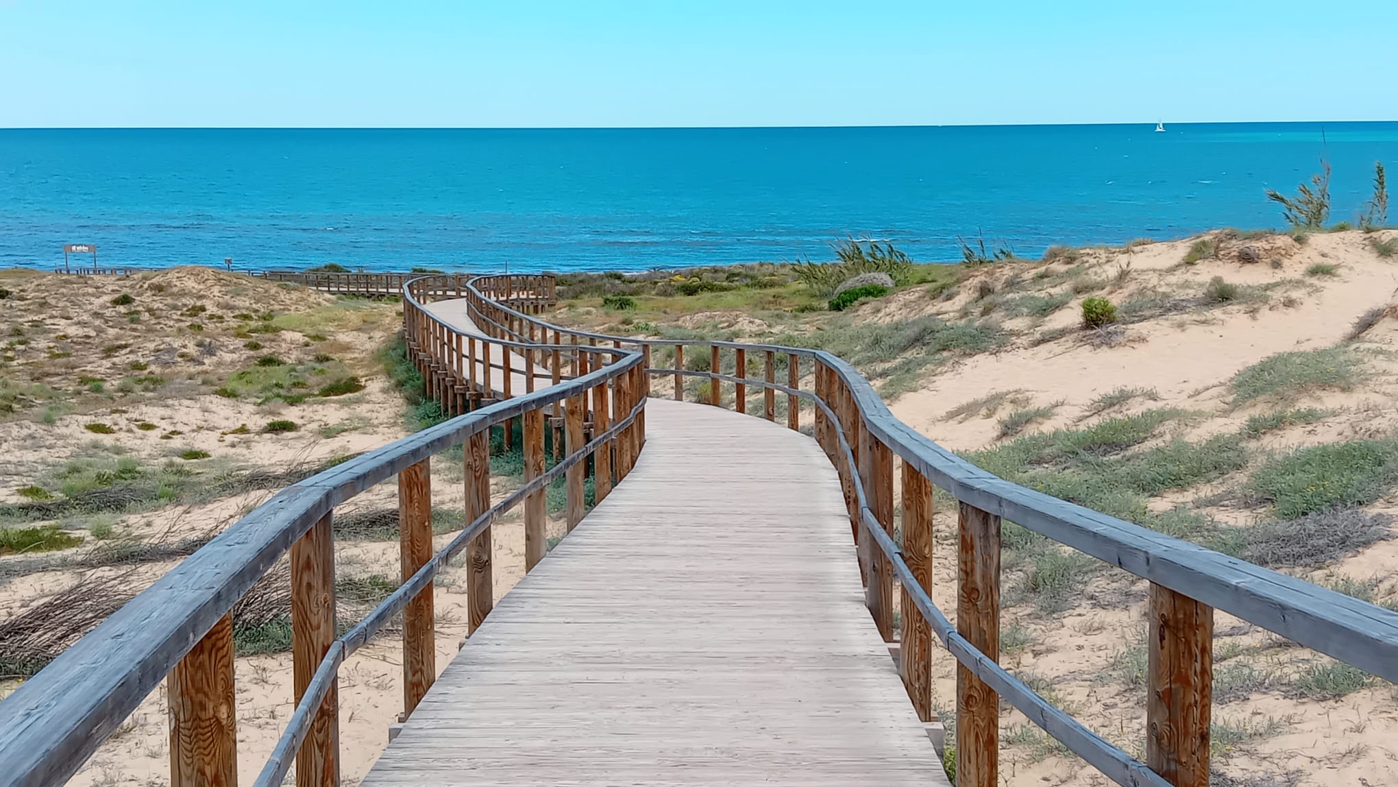 La Mata natural park nearby