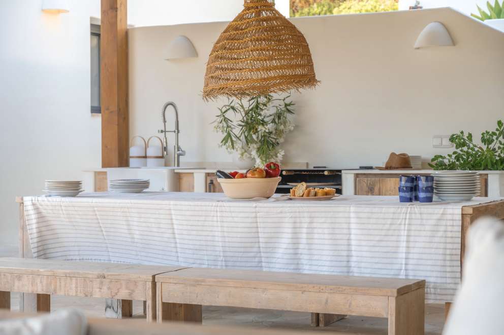Outdoor kitchen of Villa Seven under the pergola