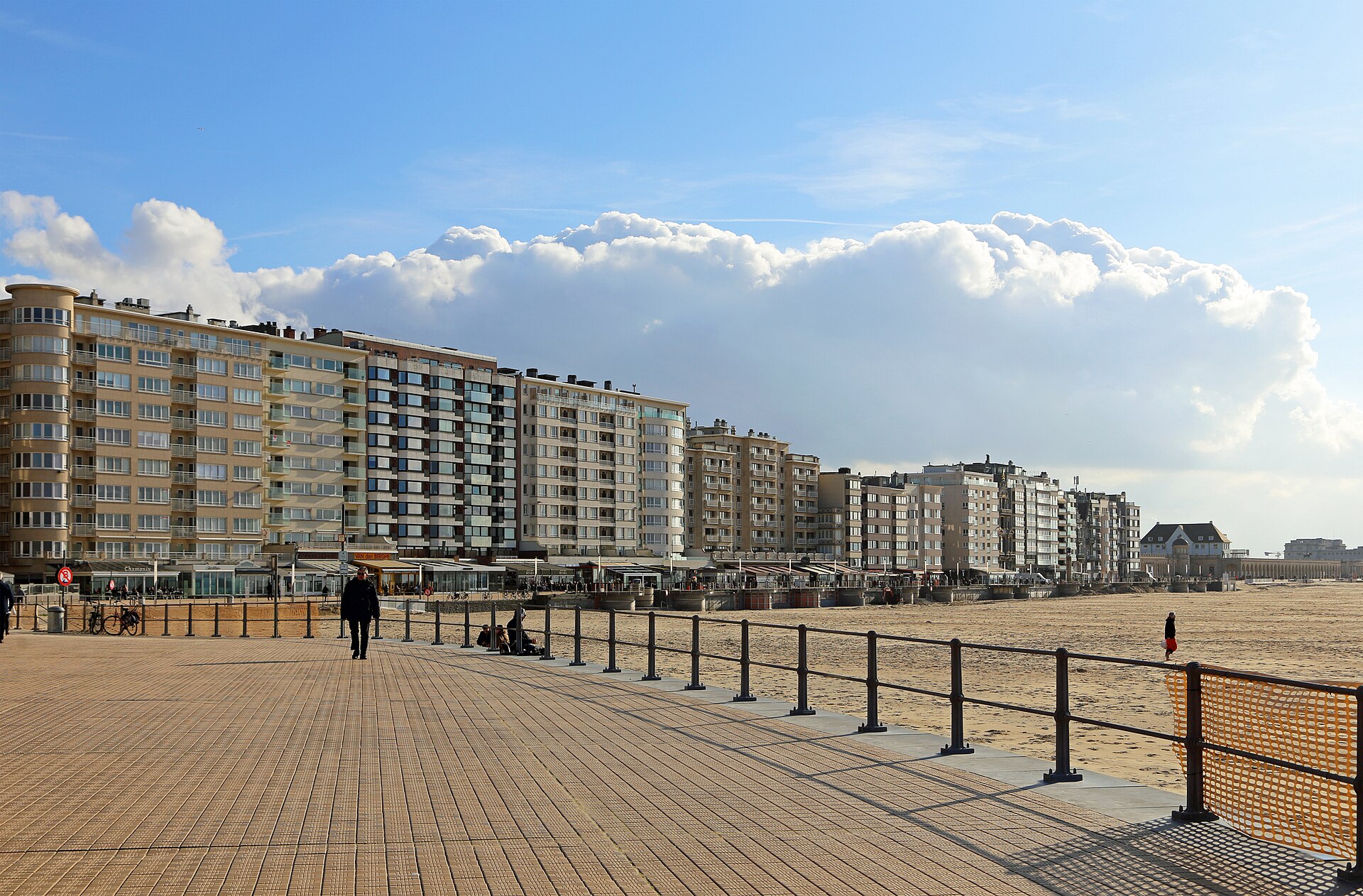 Zeedijk en Albert I-Promenade in Oostende