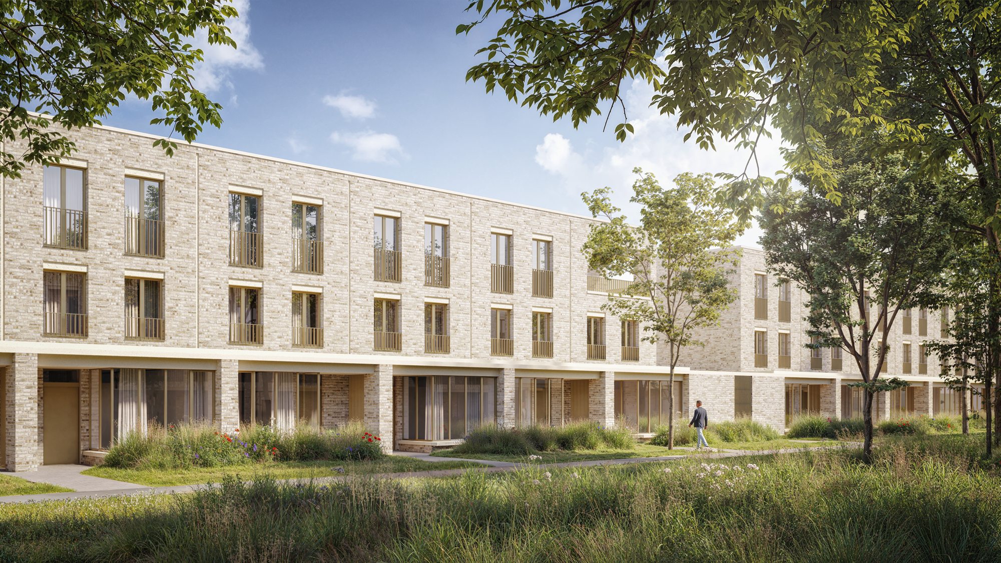 Langgerekt woongebouw met een overdekte plint langs een wandelpad