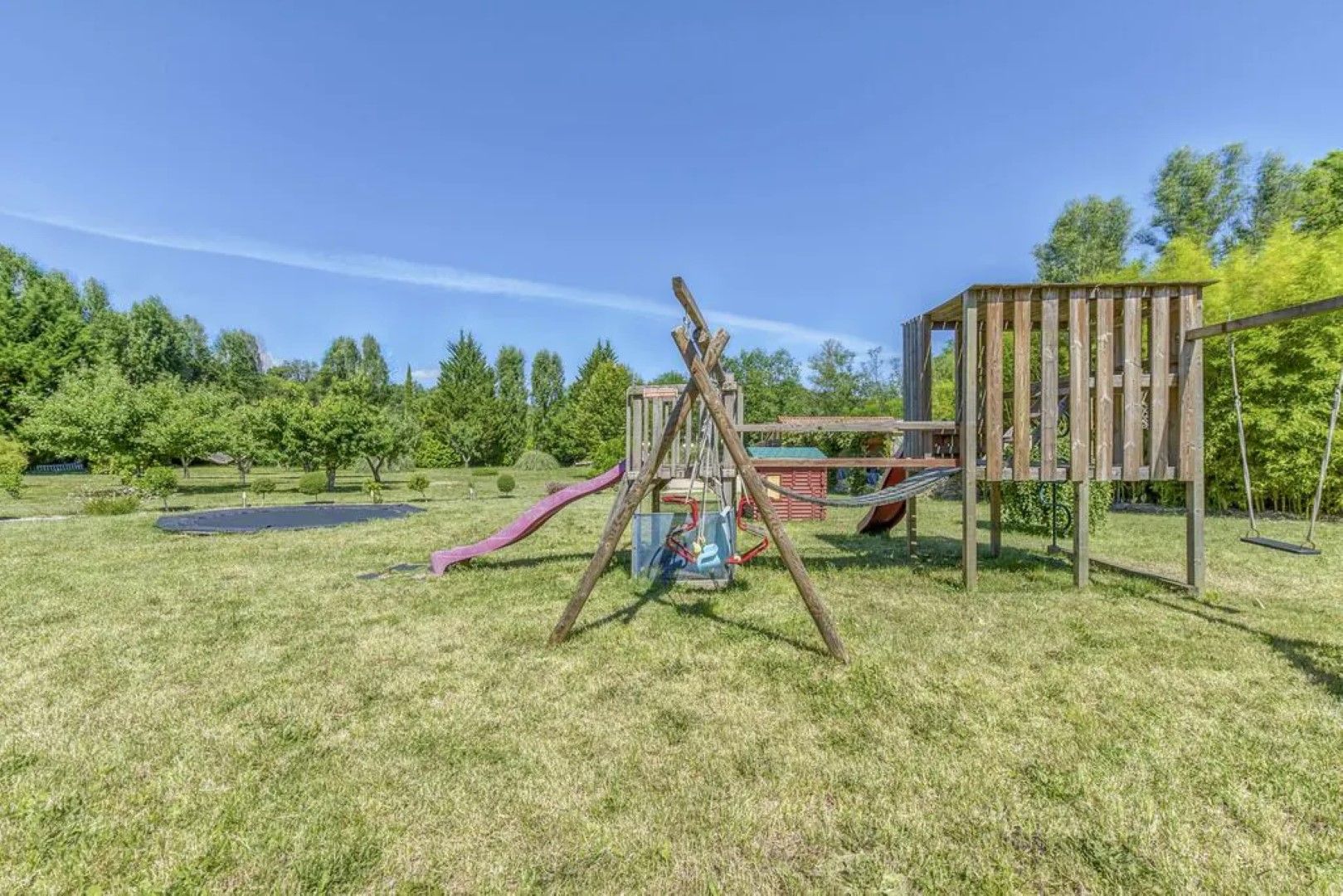 Playground & trampoline