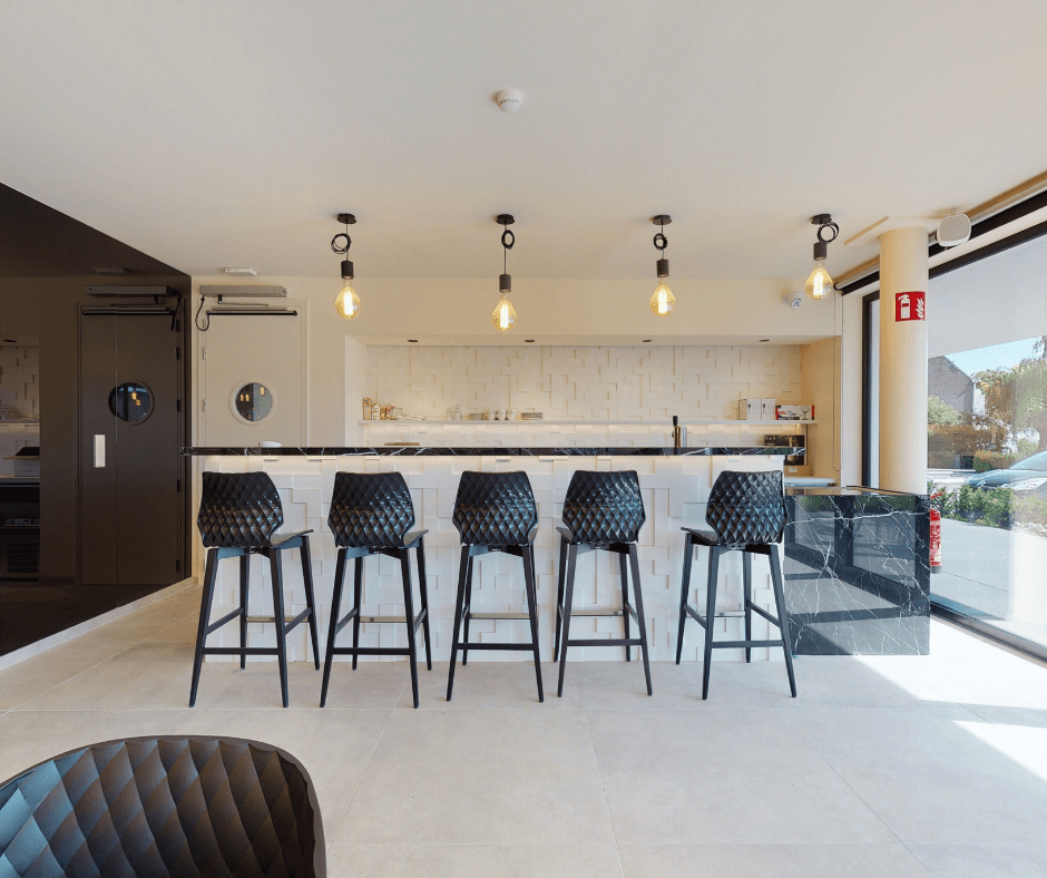 Lichtrijk interieur van een assistentiewoning in Ten Ede
